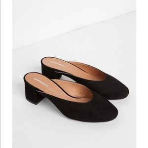 Intentionally Blank Daisy Mule